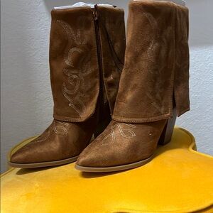 No Boundaries Brown Heeled Boots with Suede Finish